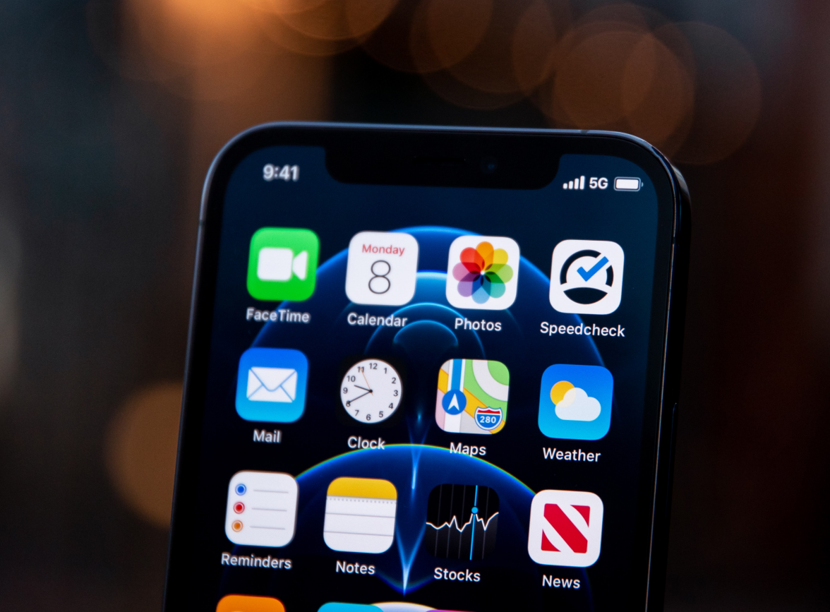 富平苹果手机维修分享为什么 iPhone 12 在冬季会自动关机 