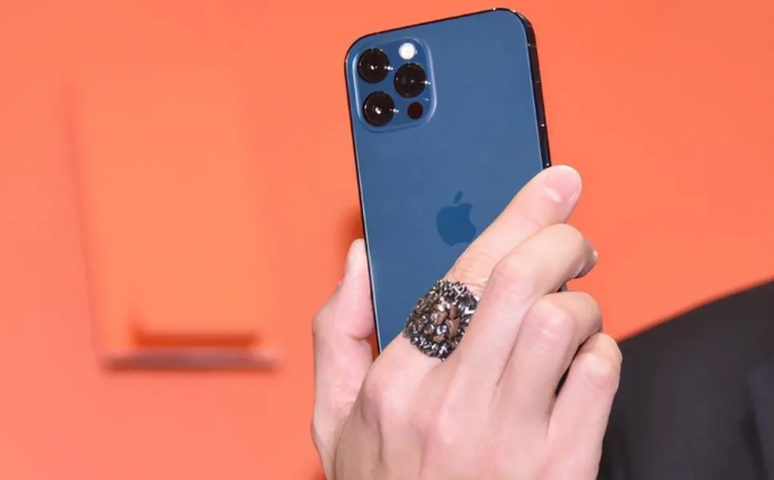 富平苹果手机维修分享iPhone12系列重启方法教程 