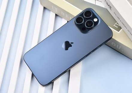 富平苹果维修点分享iPhone 15 Pro Max屏幕更换全新实操风险 